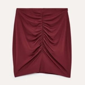 NWT Aritzia Talula Cordovan Ruched Mini Skirt - Small